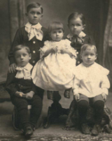 1904KeulerChildren.jpg, 160*200